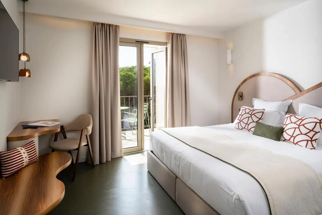 ****  Hotel Du Parc Cavalaire Sur Mer France
