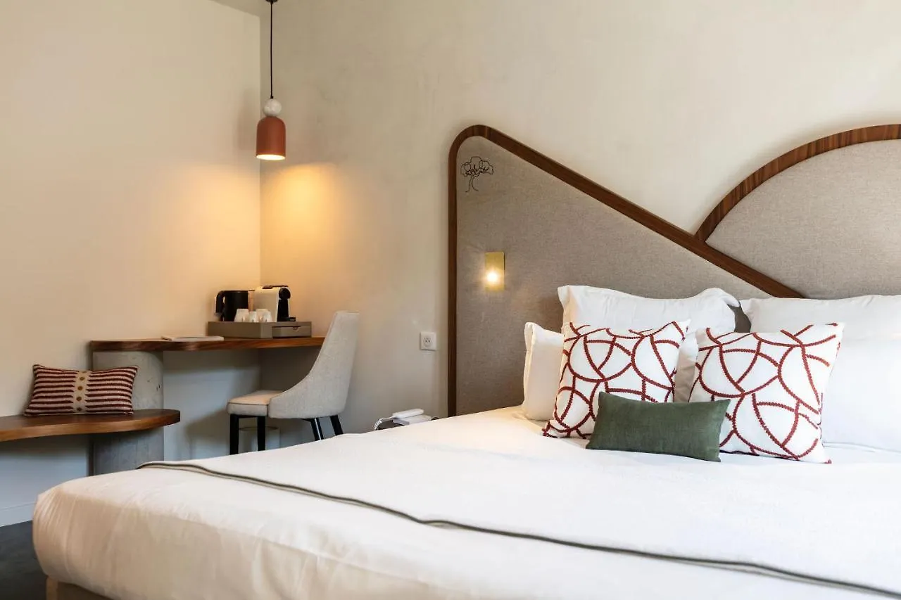 Hotel Du Parc Cavalaire Sur Mer  Cavalaire-sur-Mer