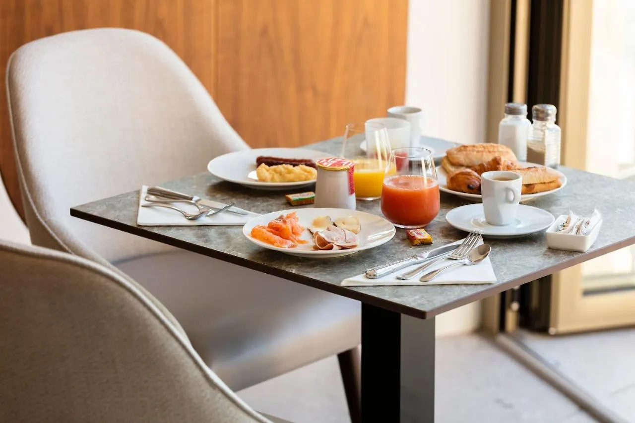 Hotel Du Parc Cavalaire Sur Mer 4*, Cavalaire-sur-Mer